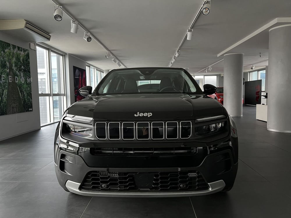 Jeep Avenger nuova a Pisa (2)