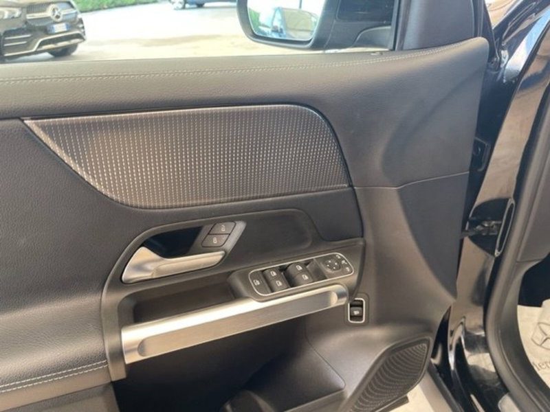 Mercedes-Benz GLB usata a Cosenza (12)