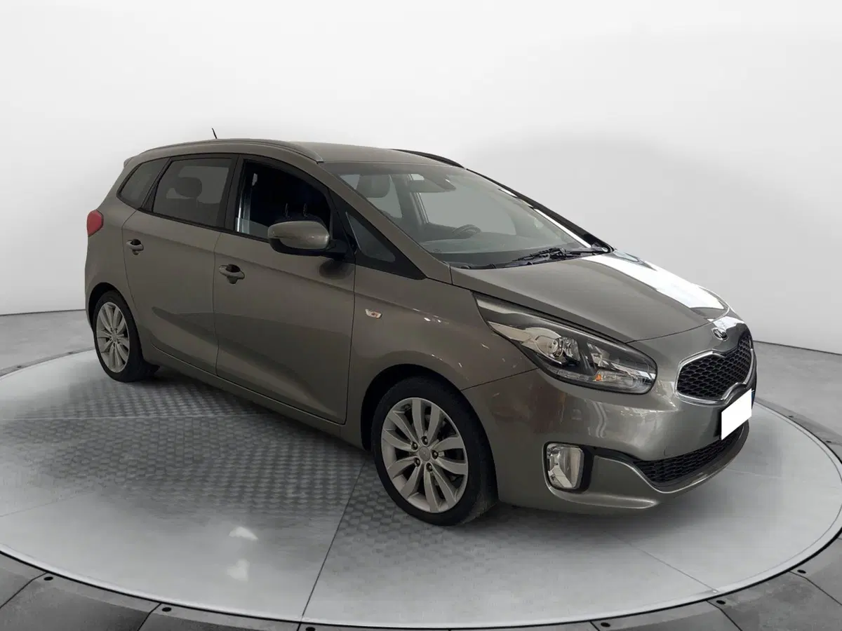 Kia Carens usata a Pisa