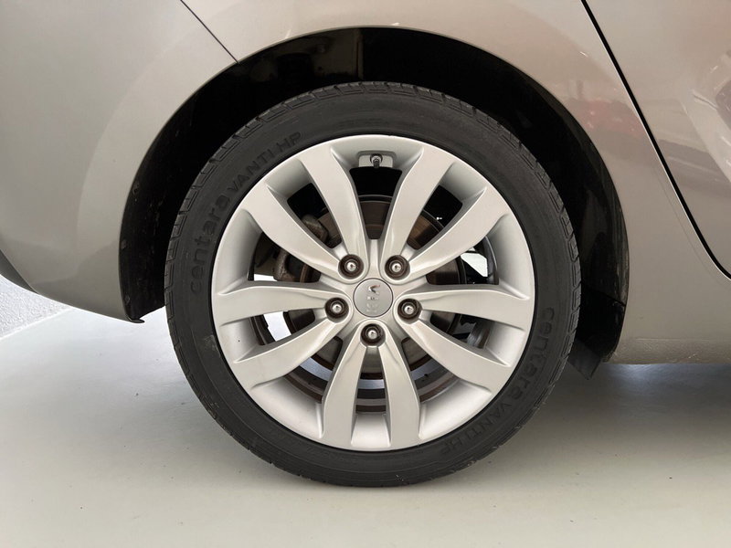 Kia Carens usata a Pisa (4)
