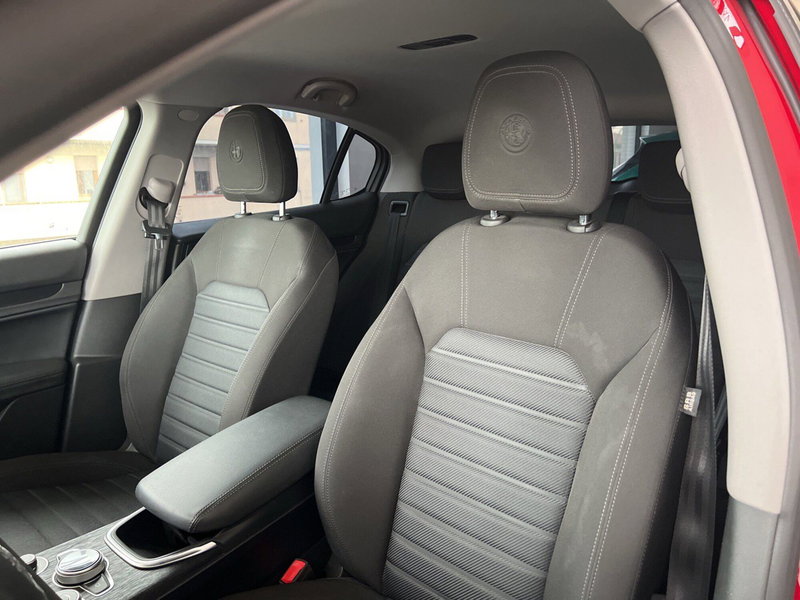 Alfa Romeo Stelvio usata a Pisa (5)