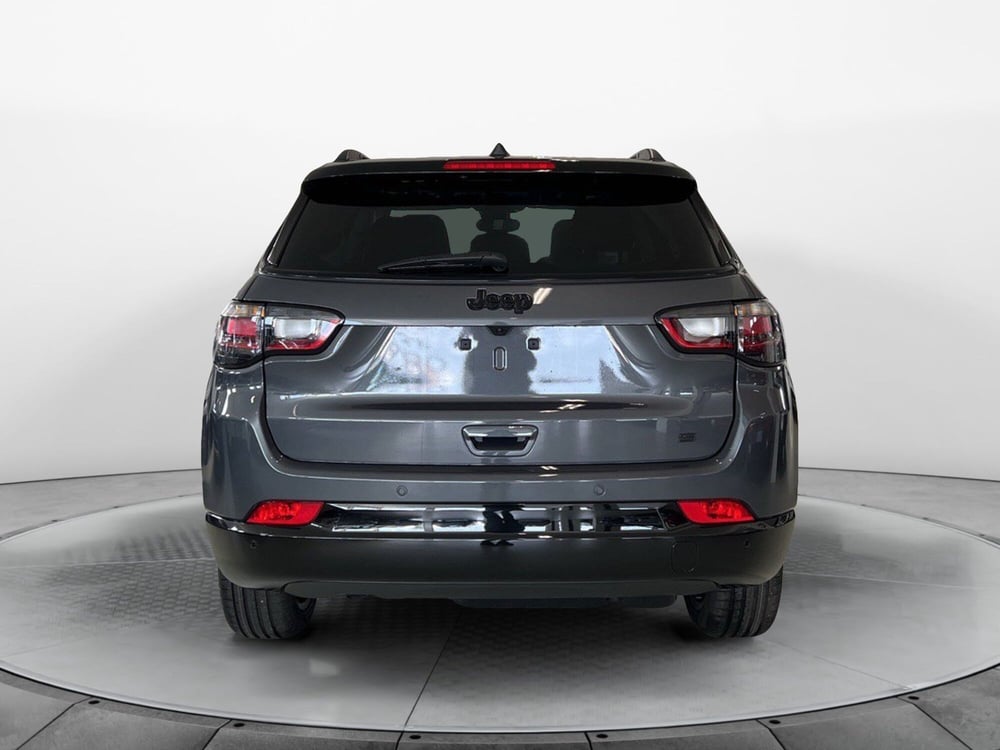 Jeep Compass nuova a Pisa (4)