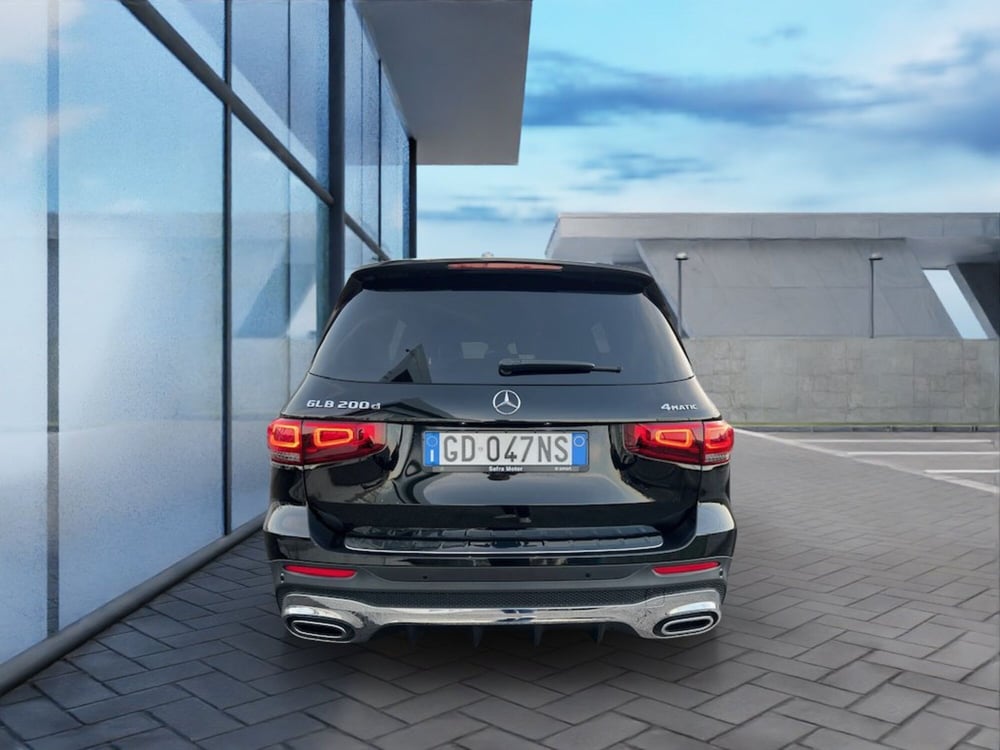 Mercedes-Benz GLB usata a Cosenza (7)