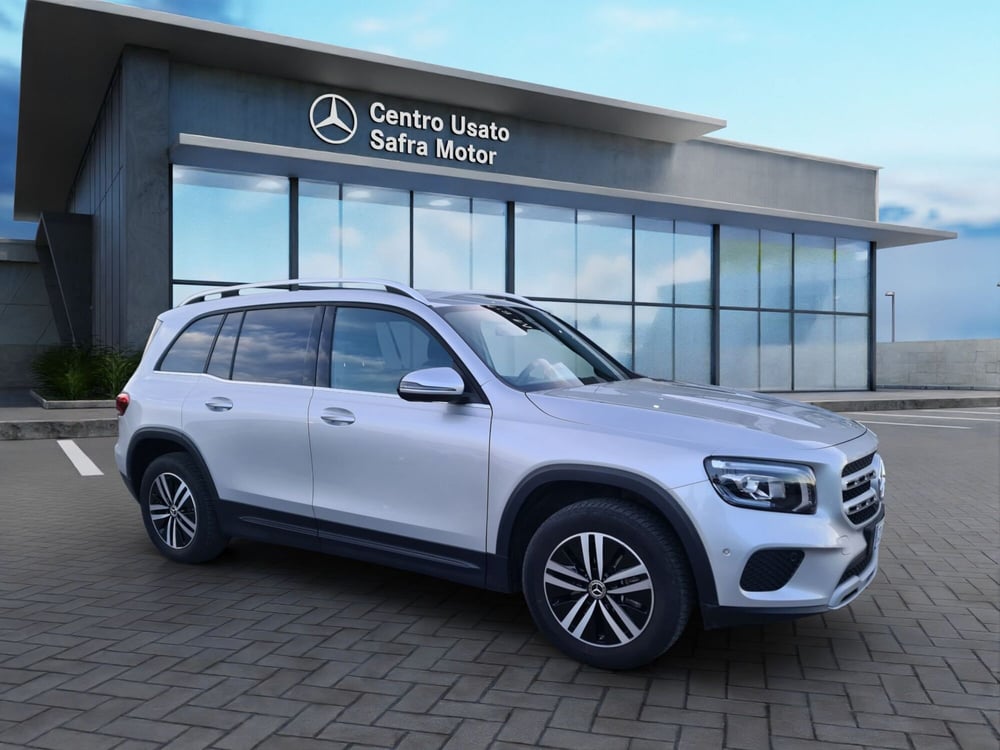 Mercedes-Benz GLB usata a Cosenza (8)