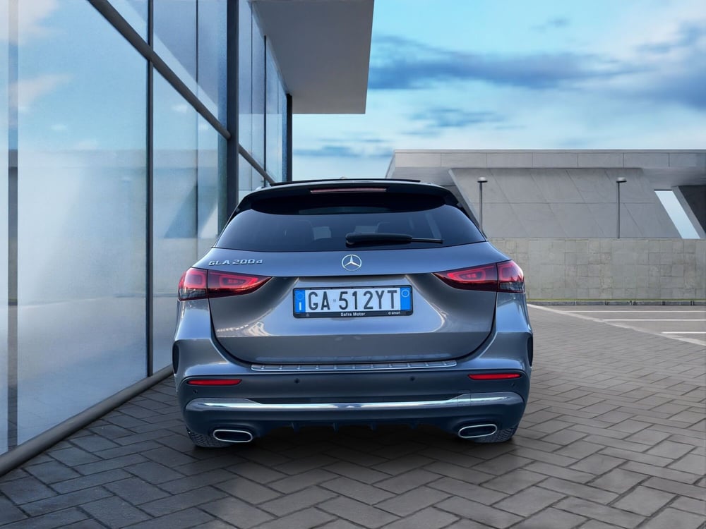 Mercedes-Benz GLA SUV usata a Cosenza (6)