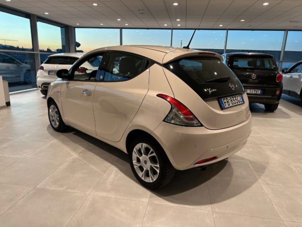 Lancia Ypsilon usata a Reggio Emilia (3)