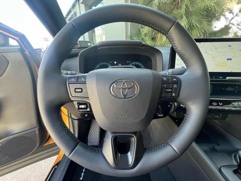 Toyota Toyota C-HR usata a Sassari (11)