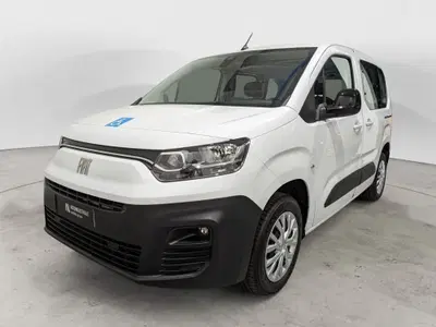 Fiat Dobl&ograve; Furgone van crew cab 1.5 bluehdi 100cv nuova a Trento