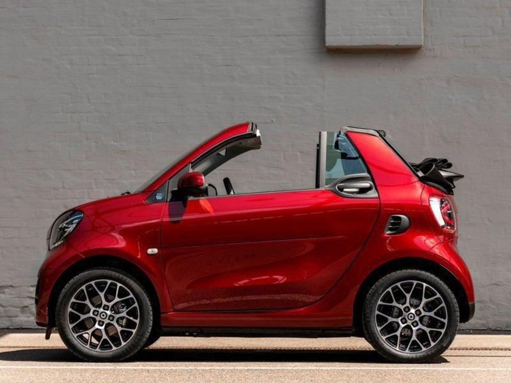 smart Fortwo Cabrio nuova a Cagliari (3)