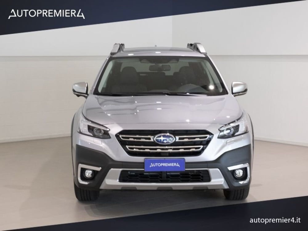 Subaru Outback nuova a Como (2)