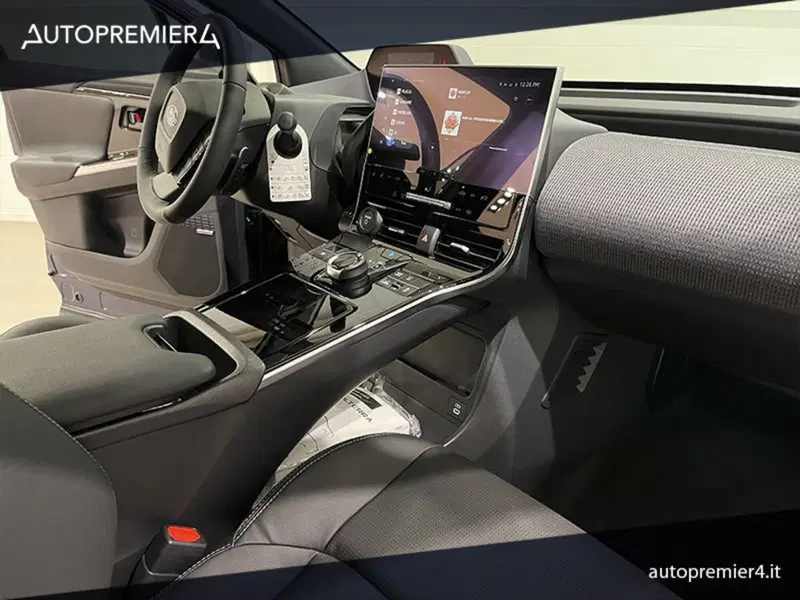 Subaru Solterra nuova a Como (20)