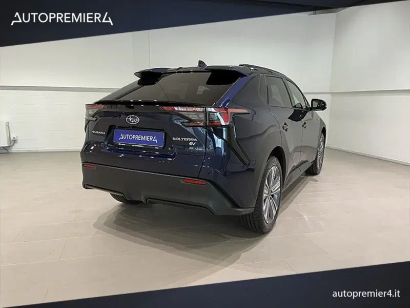 Subaru Solterra nuova a Como (6)