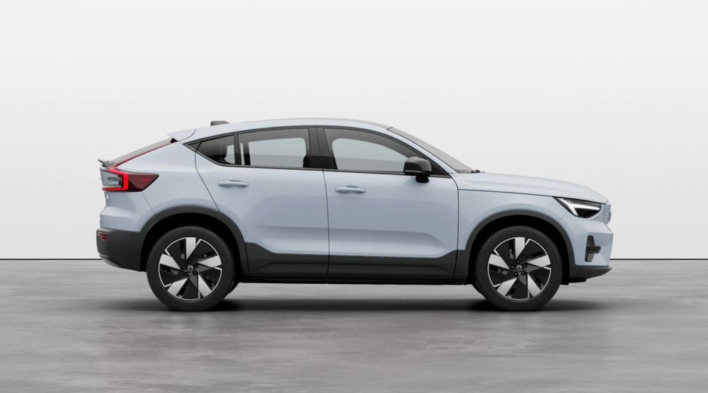 Volvo C40 nuova a Como (2)