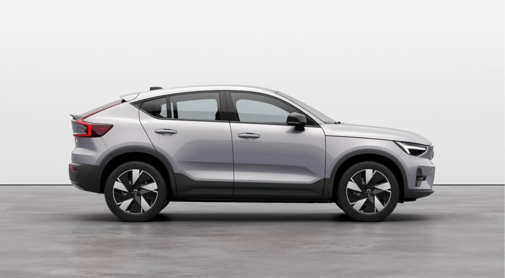 Volvo C40 nuova a Como (3)