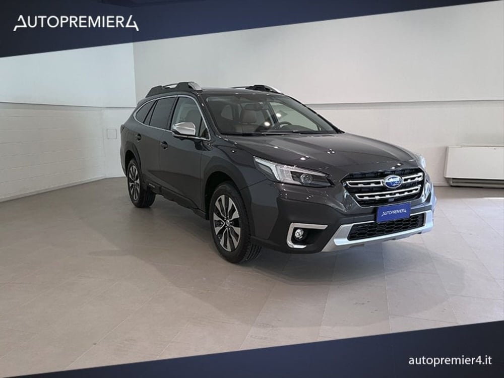 Subaru Outback nuova a Como (4)