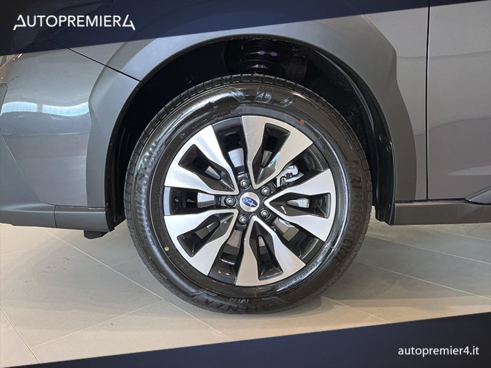 Subaru Outback nuova a Como (6)