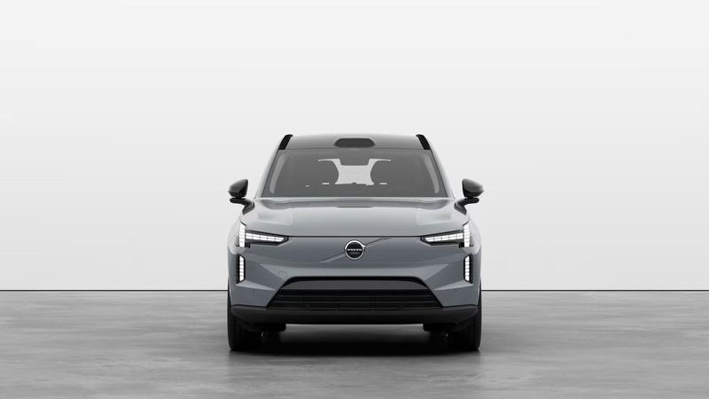 Volvo EX90 nuova a Como (4)