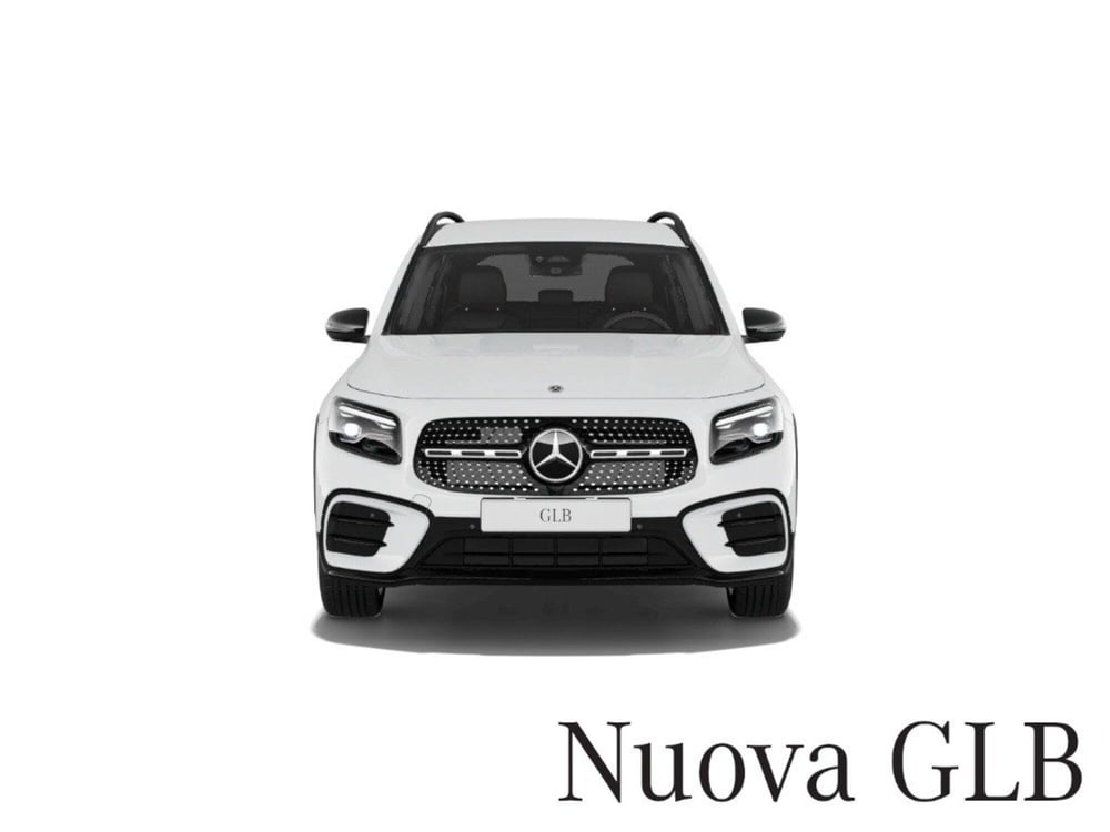 Mercedes-Benz GLB nuova a Ancona (8)