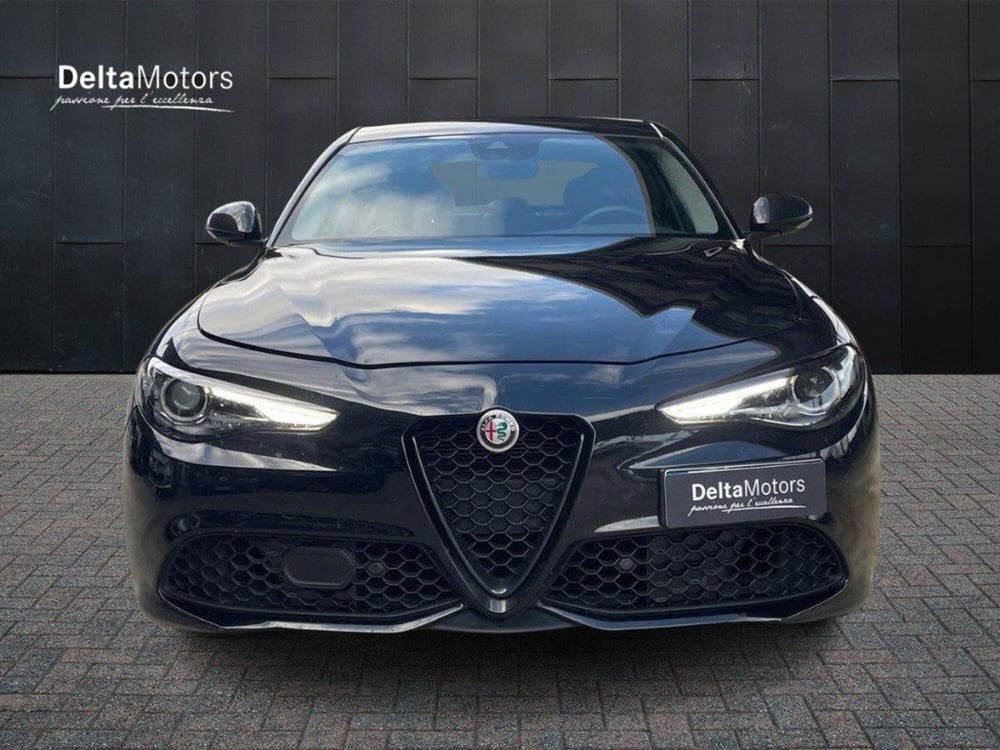 Alfa Romeo Giulia usata a Ancona (2)