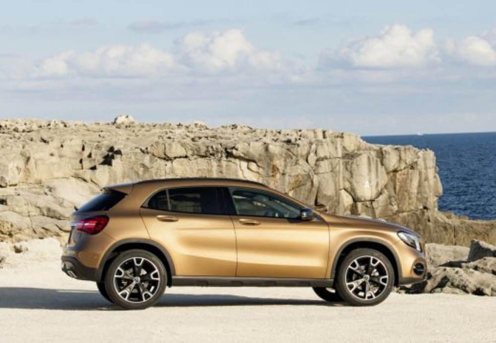 Mercedes-Benz GLA SUV usata a Ancona (18)