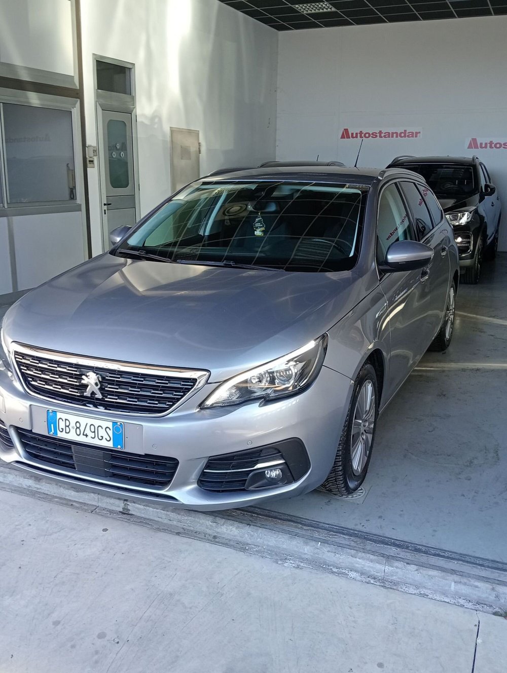 Peugeot 308 SW usata a Torino (3)