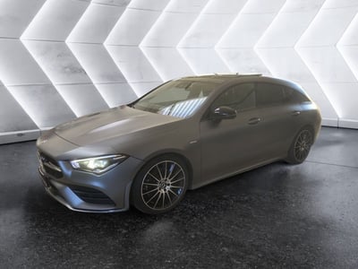 Mercedes-Benz CLA Shooting Brake 200 d Automatic 4Matic Shooting Brake Premium del 2021 usata a Napoli