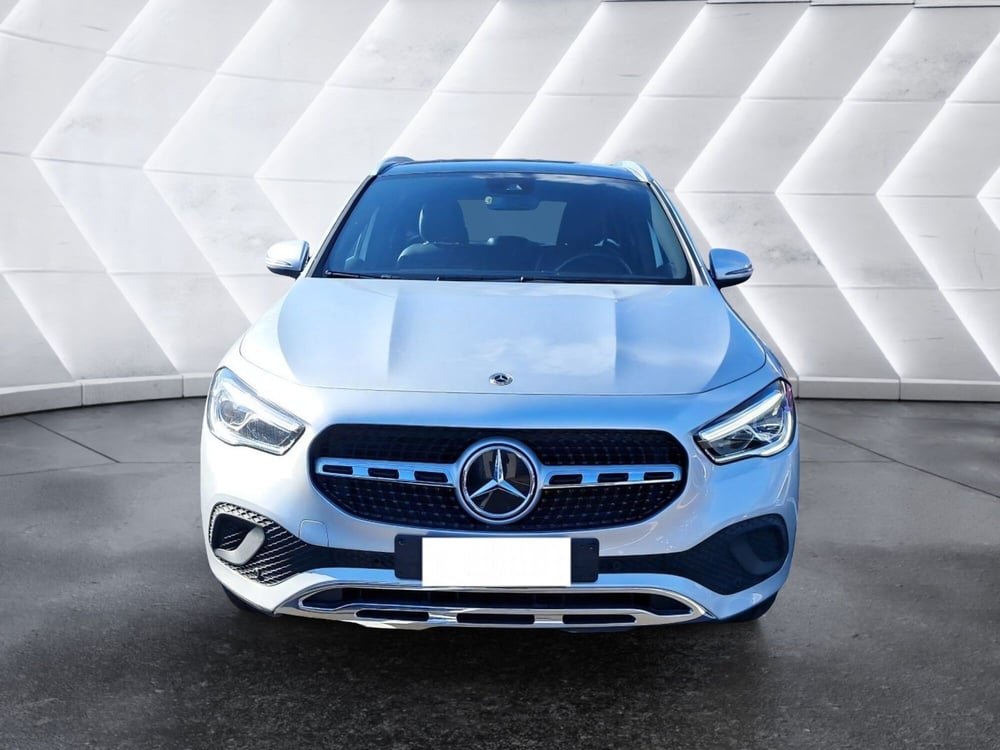 Mercedes-Benz GLA SUV usata a Salerno (5)