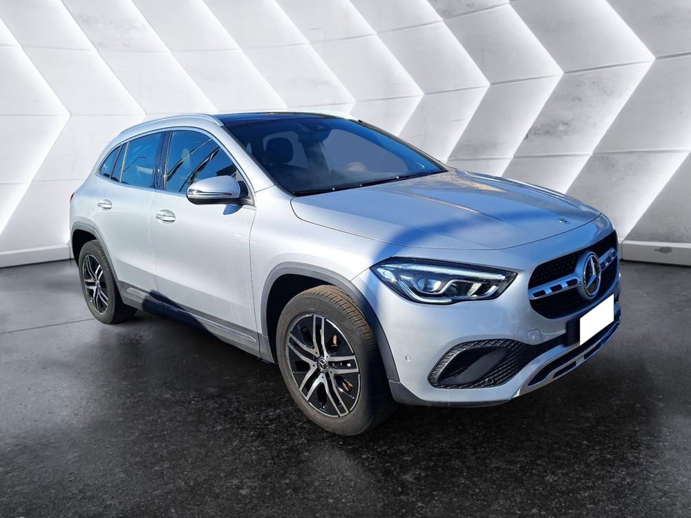 Mercedes-Benz GLA SUV usata a Salerno (7)