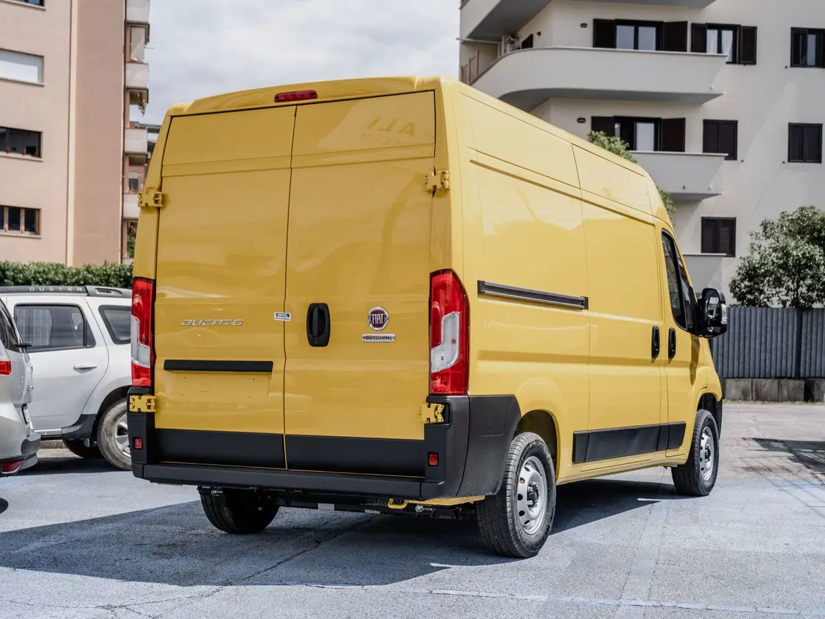 Fiat Ducato Furgone nuova a Prato (4)