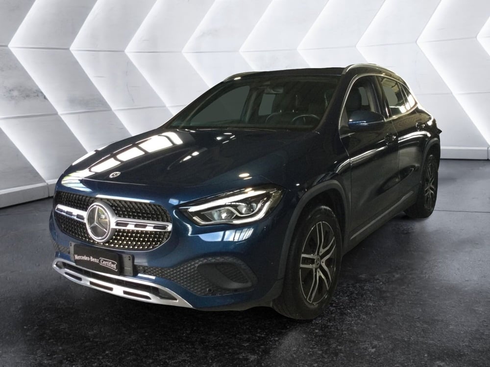 Mercedes-Benz GLA SUV usata a Caserta