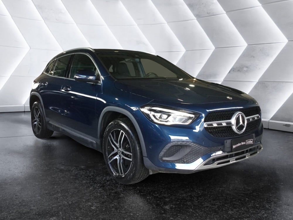 Mercedes-Benz GLA SUV usata a Caserta (3)