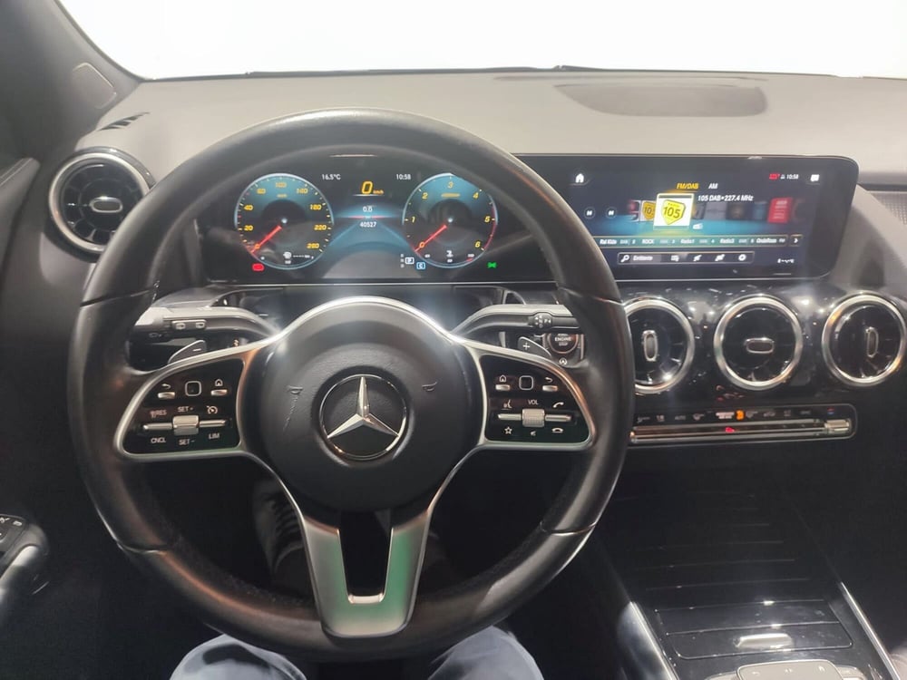 Mercedes-Benz GLA SUV usata a Napoli (6)