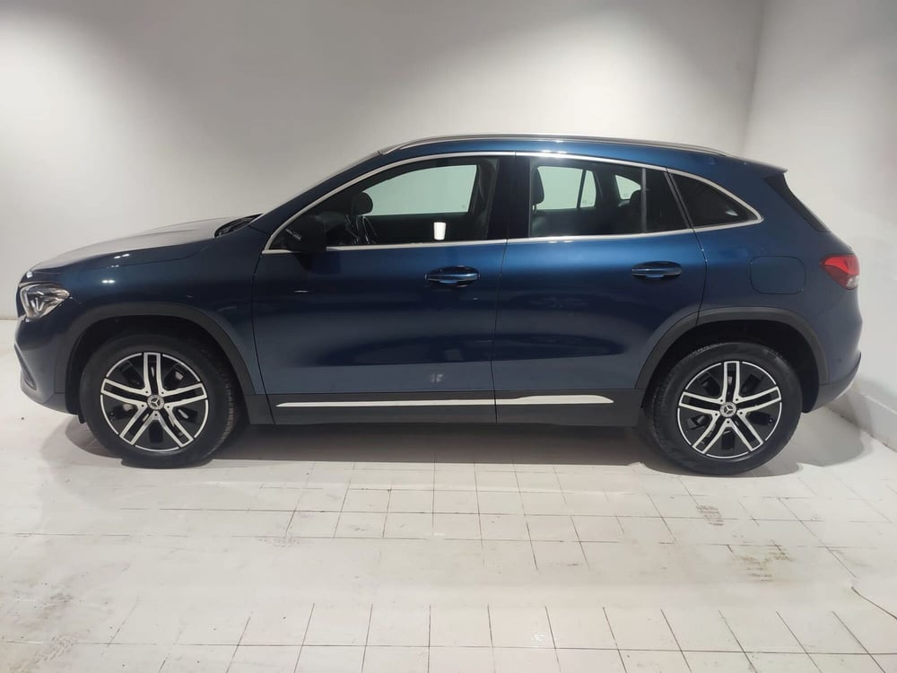 Mercedes-Benz GLA SUV usata a Napoli (8)