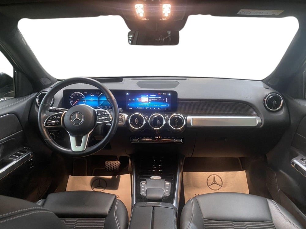 Mercedes-Benz GLB usata a Napoli (11)