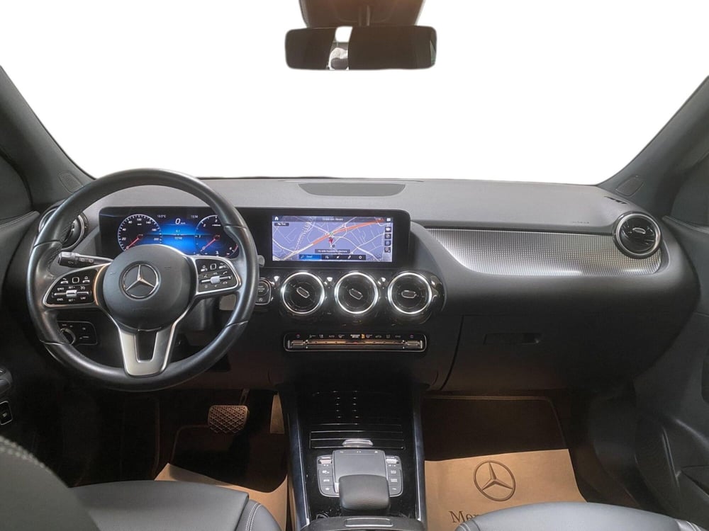 Mercedes-Benz GLA SUV usata a Napoli (13)