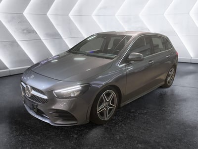 Mercedes-Benz Classe B 180 d Automatic Premium  del 2022 usata a Napoli