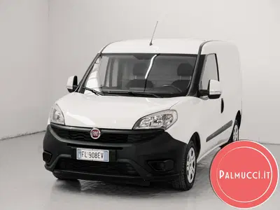 Fiat Dobl&ograve; 1.6 MJT 95CV PC Combi M1 SX del 2017 usata a Prato