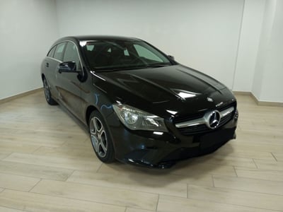 Mercedes-Benz CLA Shooting Brake 220 d Automatic Executive  del 2017 usata a Moncalieri