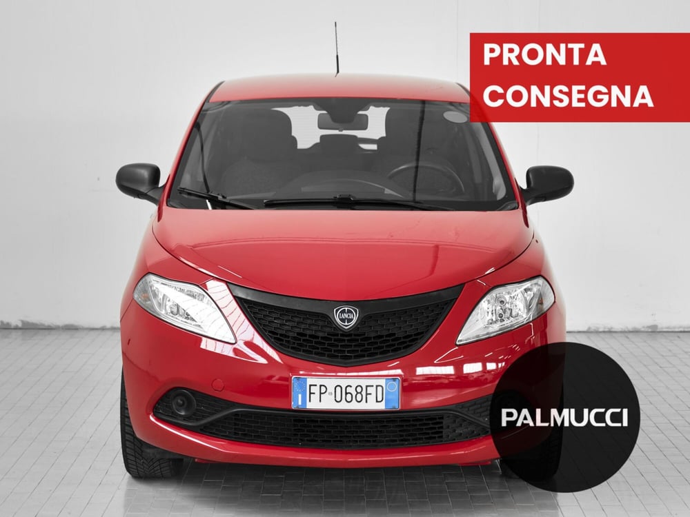 Lancia Ypsilon usata a Prato (3)