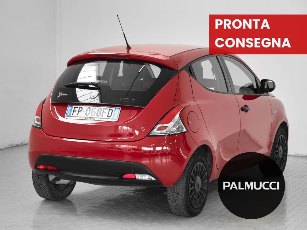 Lancia Ypsilon usata a Prato (4)