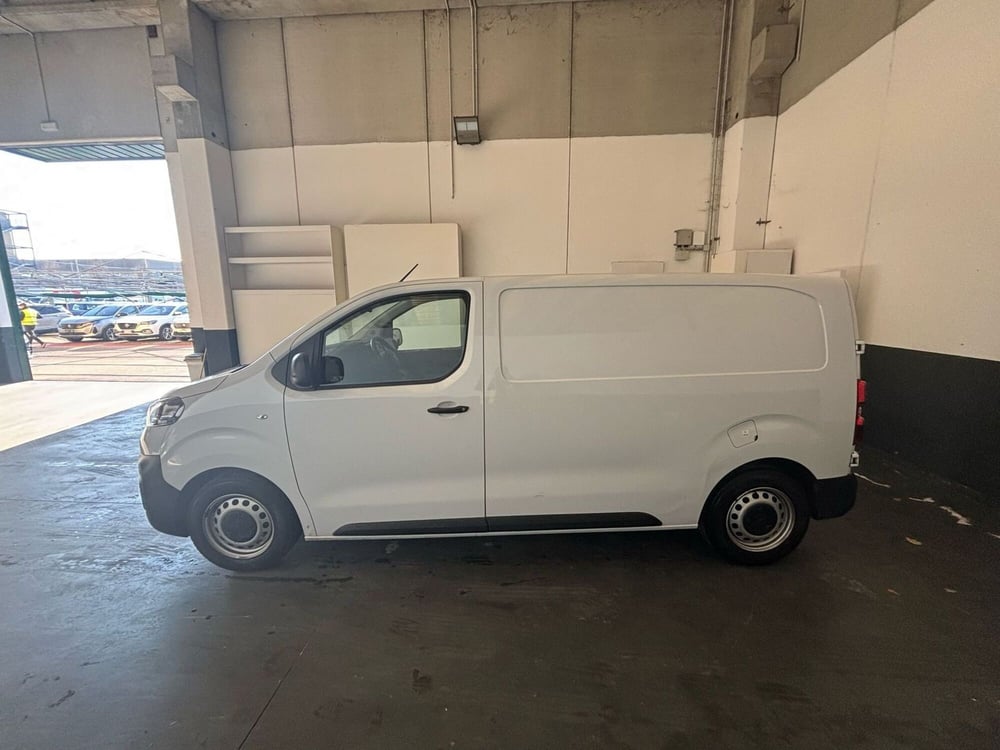 Opel Vivaro Furgone usata a Milano (4)