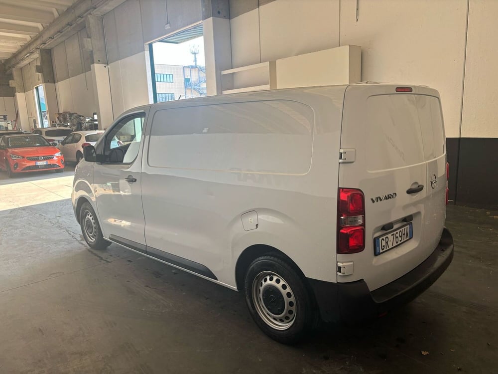 Opel Vivaro Furgone usata a Milano (7)