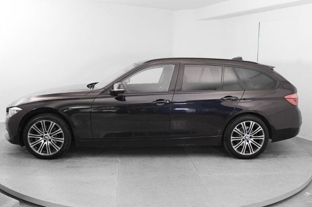 BMW Serie 5 Touring usata a Novara (3)