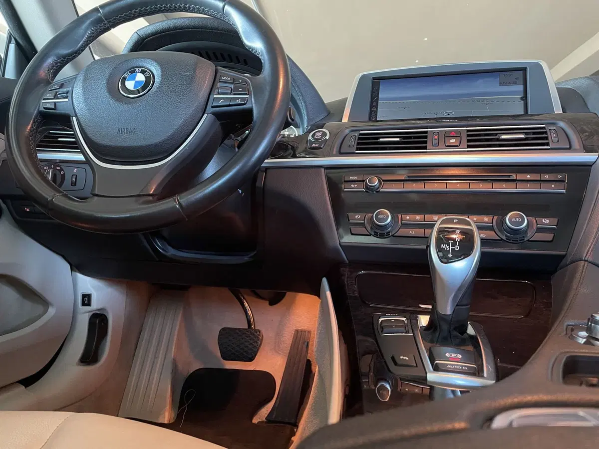 BMW Serie 6 Coupé usata a Messina (8)