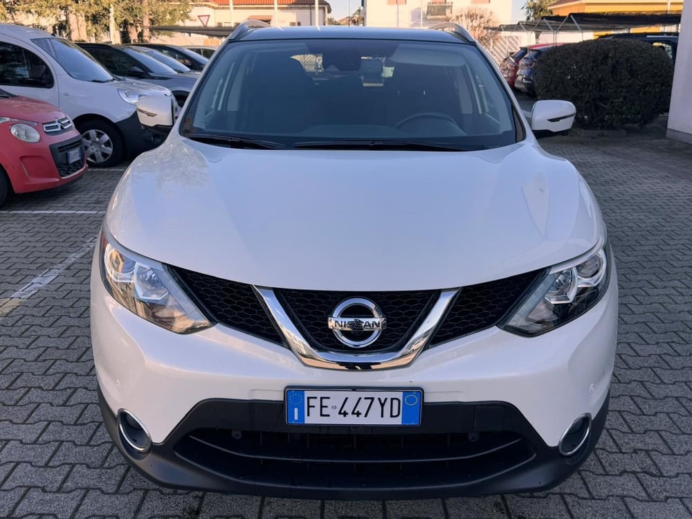 Nissan Qashqai usata a Pavia (2)