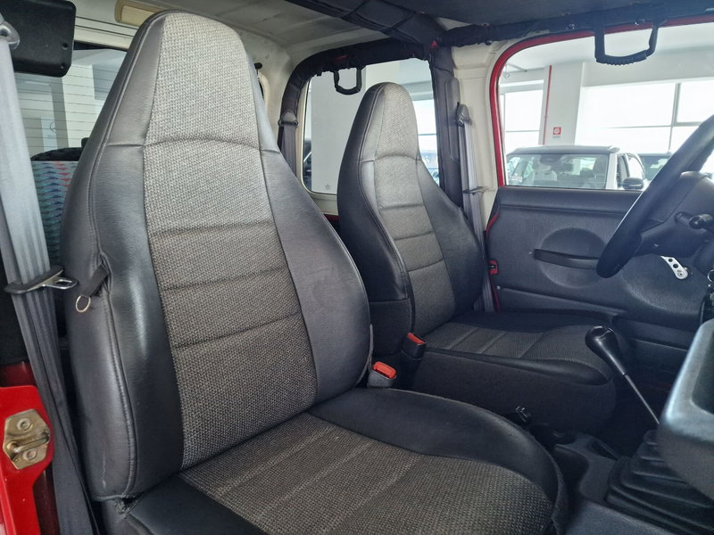 Jeep Wrangler usata a Messina (9)