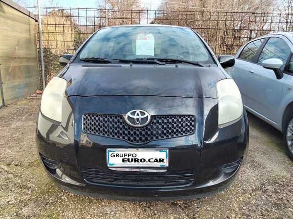 Toyota Yaris usata a Roma (2)