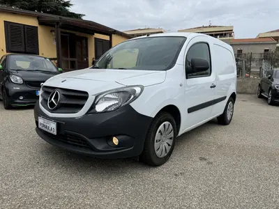 Mercedes-Benz Citan 1.5 111 CDI S&amp;S Furgone Long del 2020 usata a Messina
