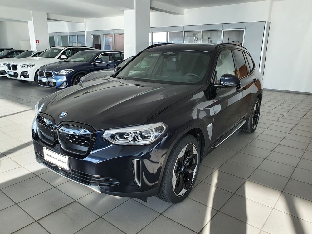 BMW iX3 usata a Messina