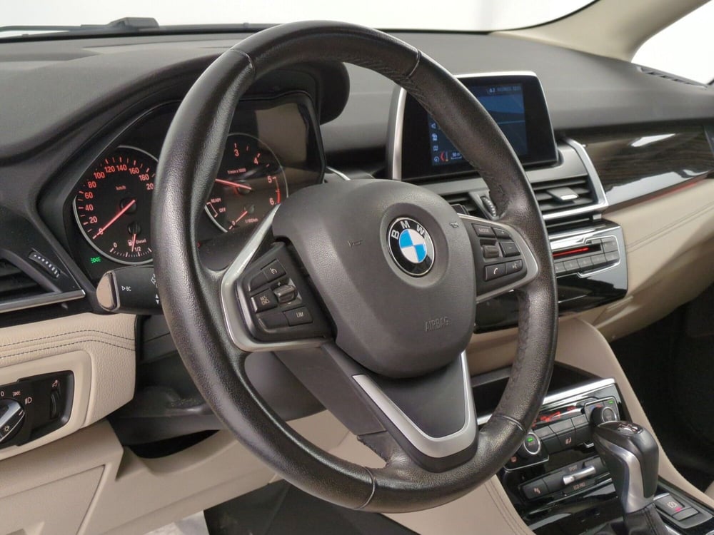 BMW Serie 2 Active Tourer usata a Avellino (18)